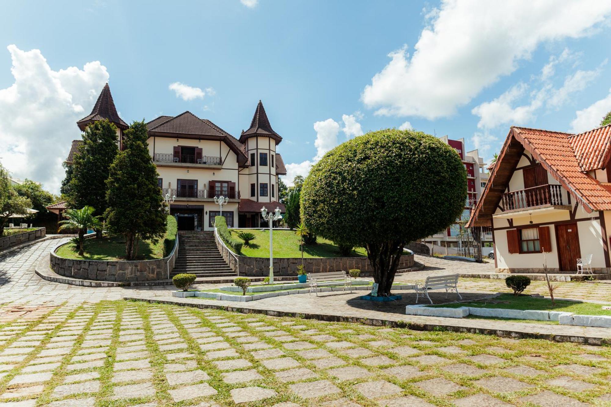 Chateau Palace Sao Lourenco  Exterior photo